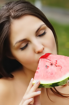 Nude Alise Moreno eating watermelon