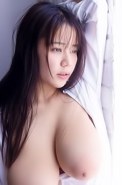 Tano Yu savors a Slow Stare in the Intimate Glare